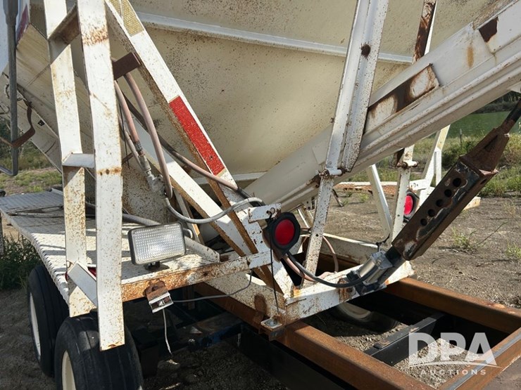 willmar-dry-tender-trailer-(cp1144,-unit-31401)-image-11