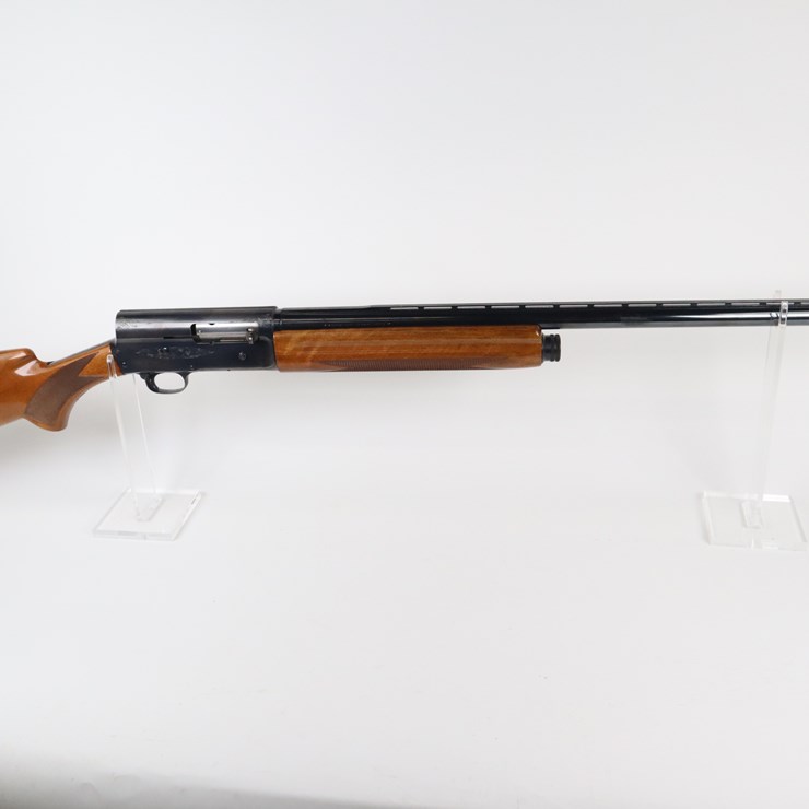 #48 • #1260 • Belgian Browning A5 Magnum Semi-Automatic Shotgun 12 Ga,