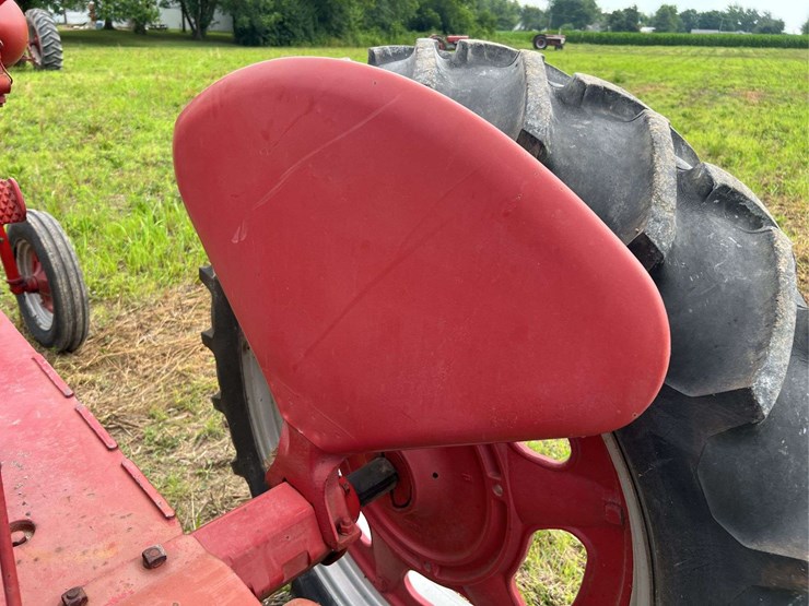 farmall-c-image-49