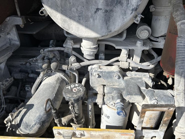 komatsu-d65px-image-29