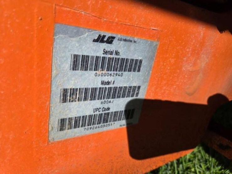2004-jlg-600aj-image-27