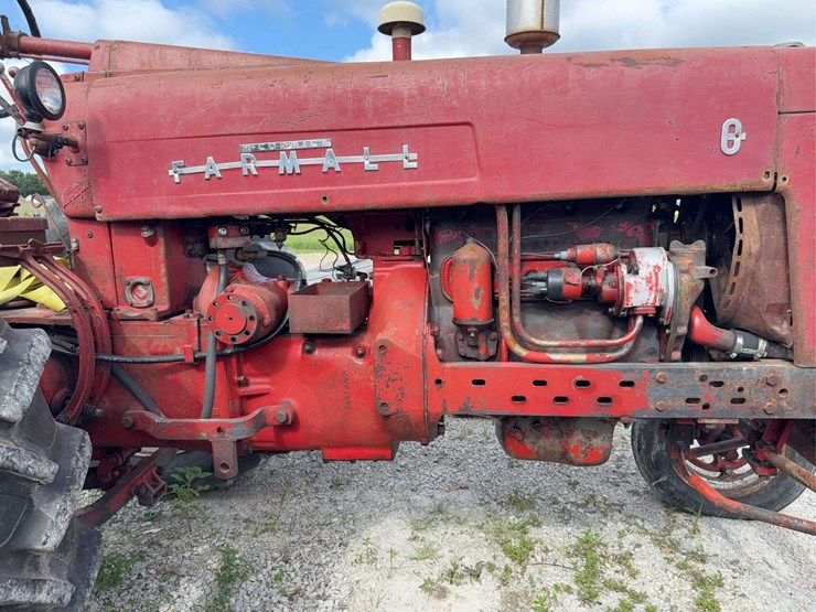 farmall-400-image-31