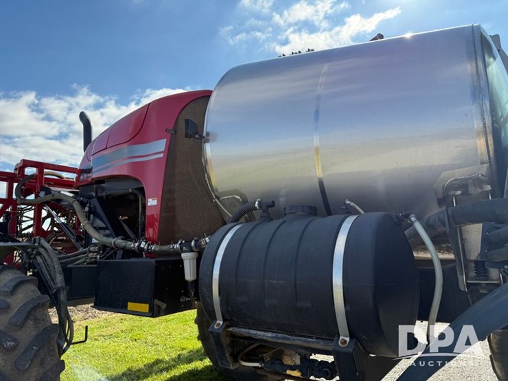2018-case-ih-patriot-3340-image-59