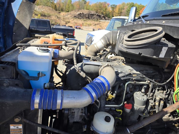 2017-kenworth-t880-image-53