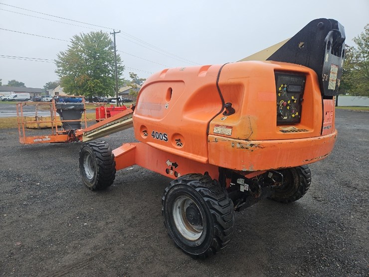 2002-jlg-400s-image-7
