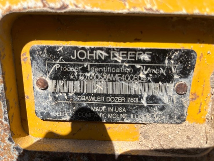 2021-deere-750l-image-32