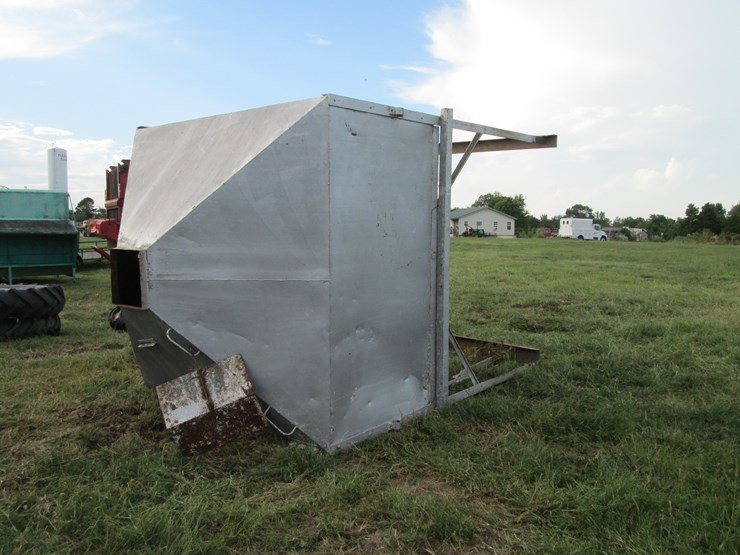 #29293-•-overhead-feed-bin-image-3