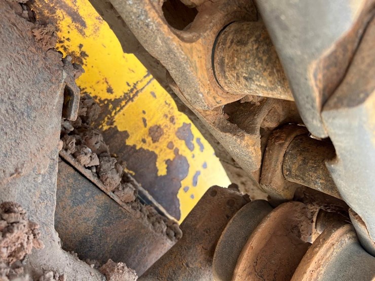 2017-komatsu-d51px-24-image-22