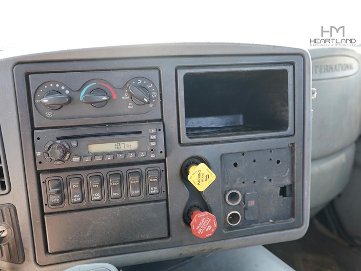 2007-international-transtar-8600-image-14