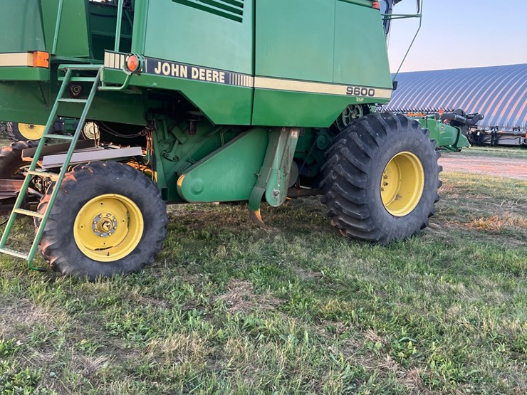 1995-john-deere-9600-image-3