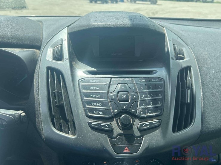 2017-ford-transit-connect-image-17
