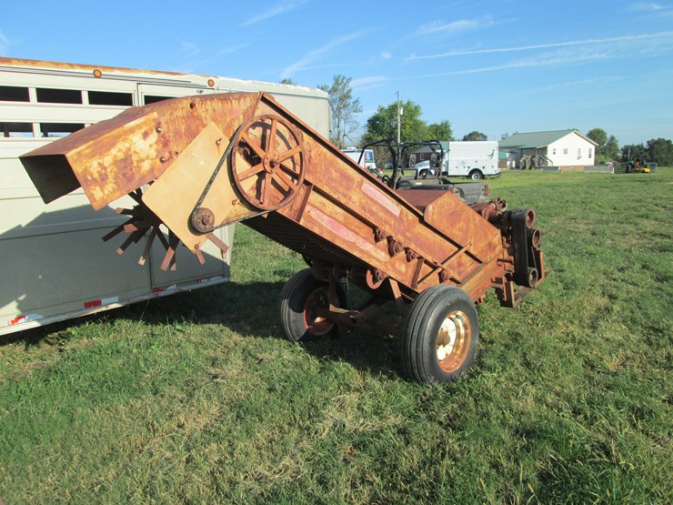 #29505-•-bermuda-king-8320-sprig-harvester-4167-image-3