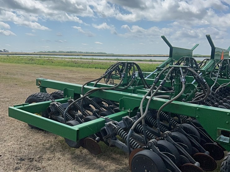john-deere-1890-image-60