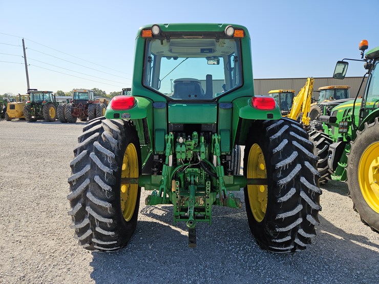 2004-john-deere-7220-image-15