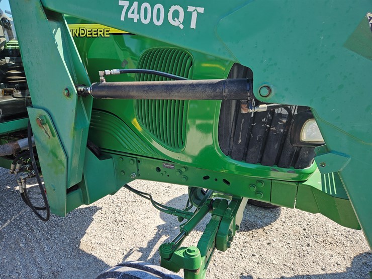 2004-john-deere-7220-image-21