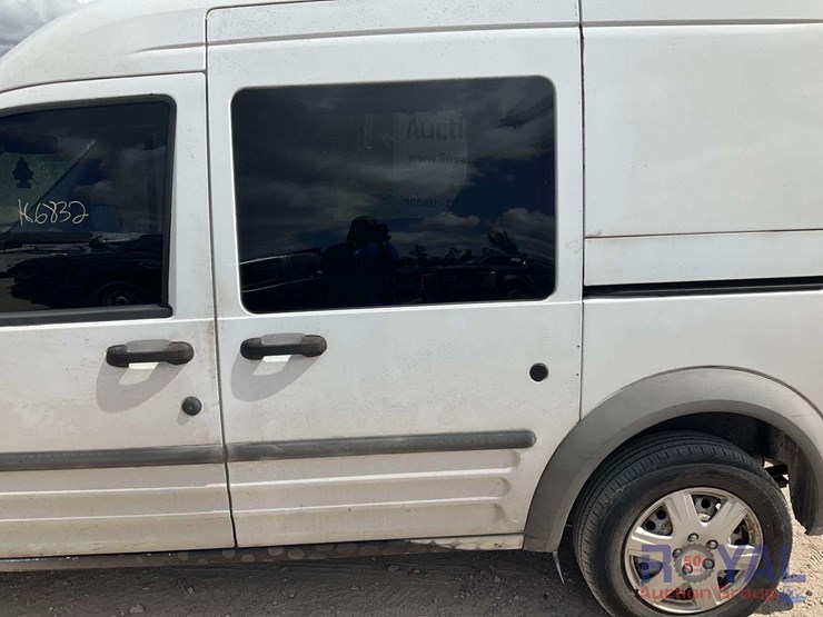 2012-ford-transit-connect-image-28