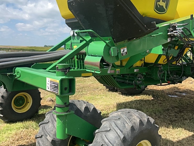 john-deere-1890-image-107