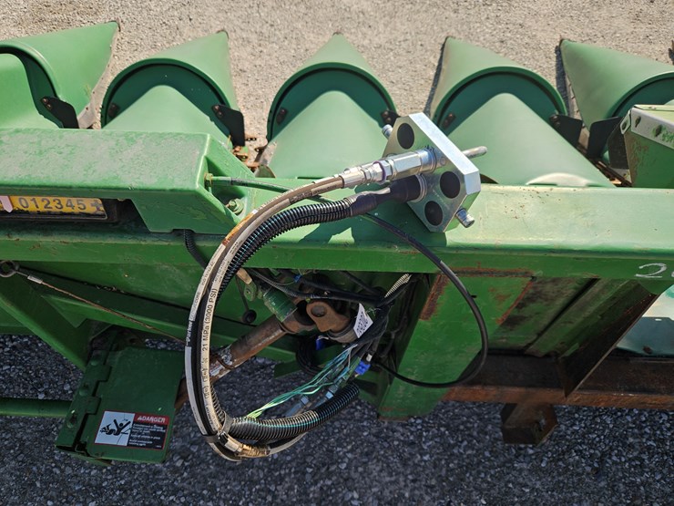 1998-john-deere-893-image-11