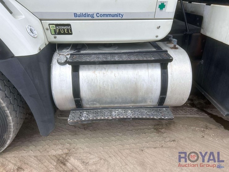 2012-international-workstar-7400-image-22