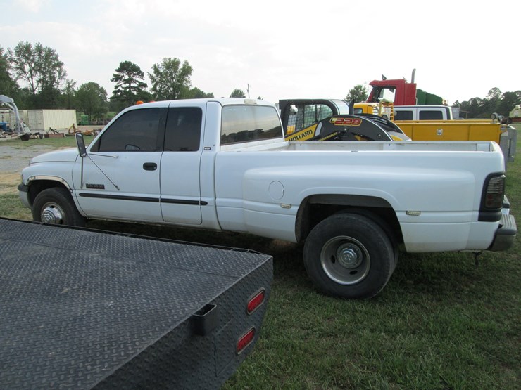 1998-dodge-3500-image-4