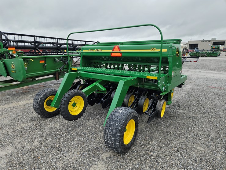 1997-john-deere-750-image-9