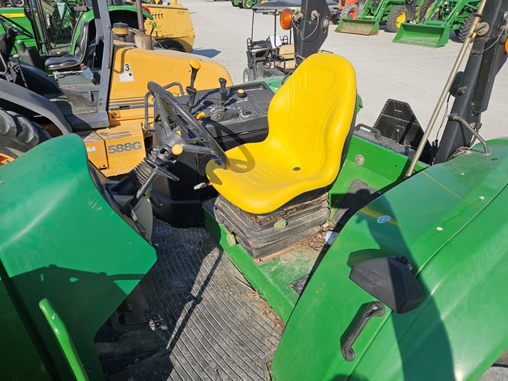 2004-john-deere-6320-image-8