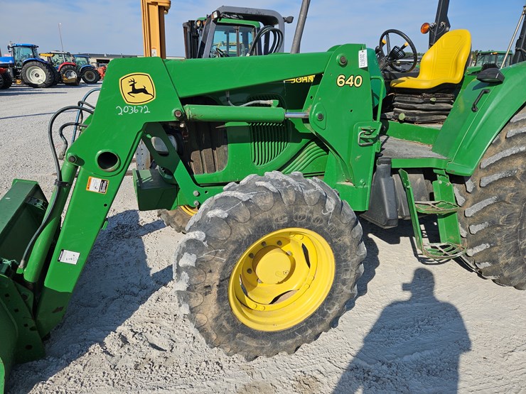 2004-john-deere-6320-image-6