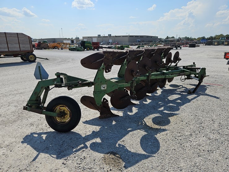#203533-•-john-deere-f935h-rollover-plow-image-5