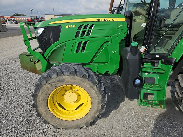 2019-john-deere-6110m-image-4