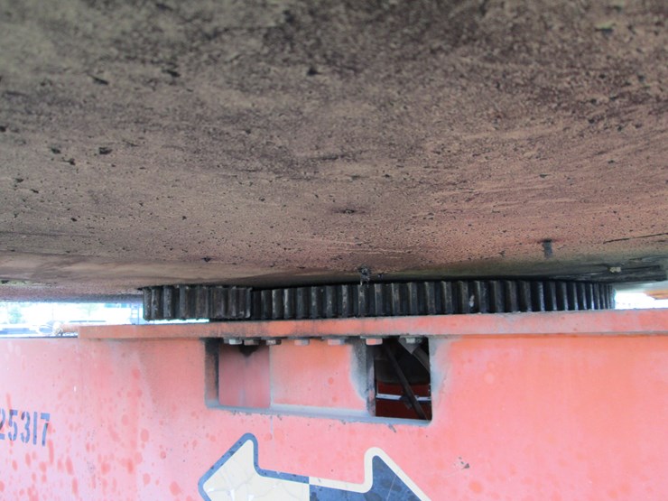 2000-jlg-120sxj-image-12