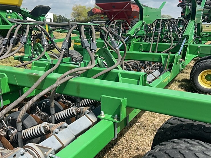 john-deere-1890-image-224