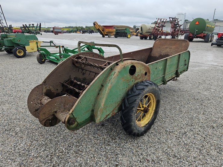 john-deere-h-image-4
