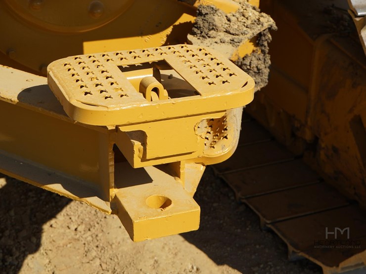 2007-caterpillar-d6n-lgp-image-43