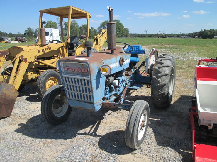 ford-3000-image-1