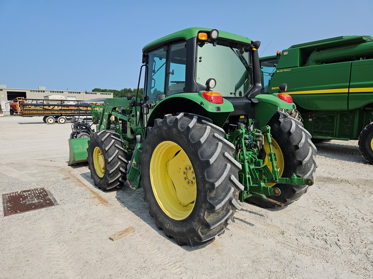 2011-john-deere-7230-image-15