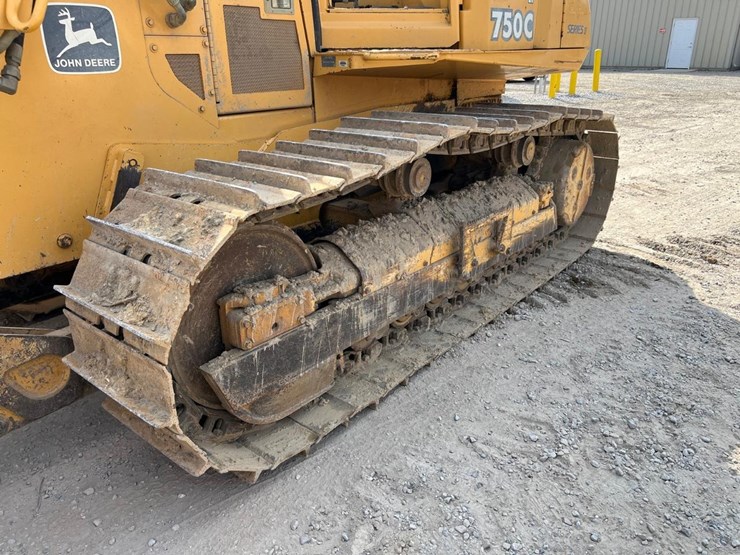 deere-750c-image-12