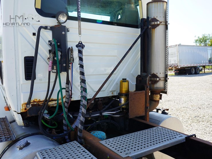 2007-international-transtar-8600-image-25
