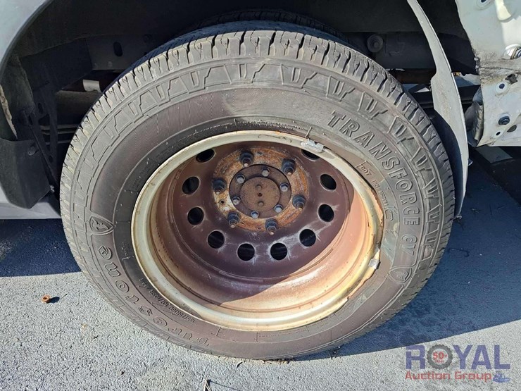 2018-ford-transit-image-29
