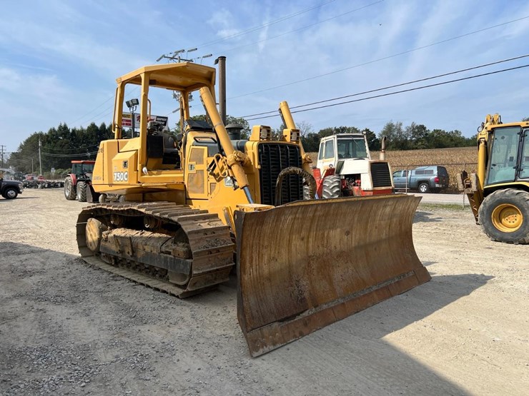 deere-750c-image-7