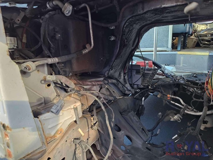 2016-ford-e450-image-12
