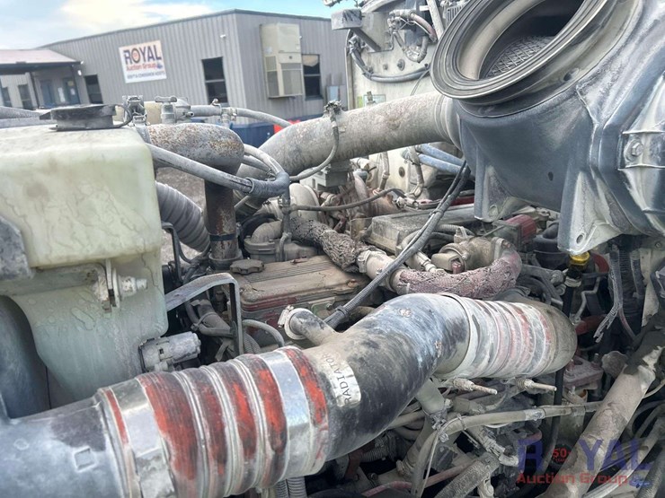 2012-peterbilt-382-image-15