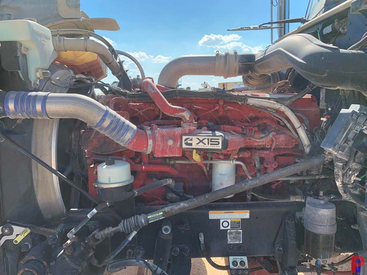 2019-peterbilt-389-image-6