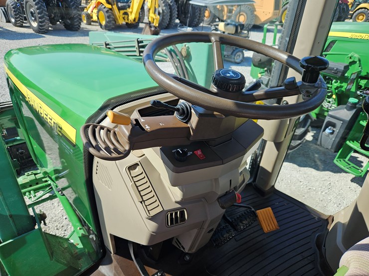 2004-john-deere-7220-image-12