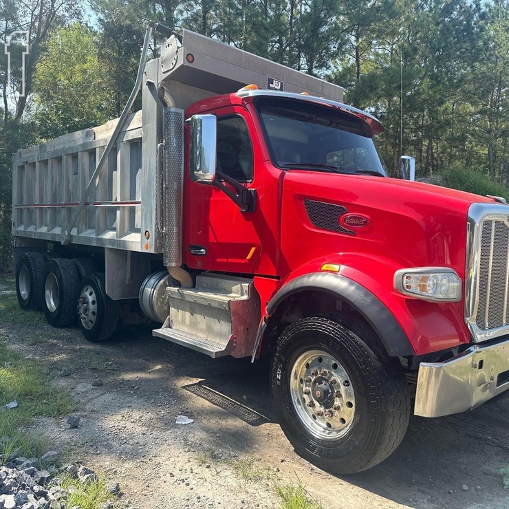 2017 PETERBILT 567