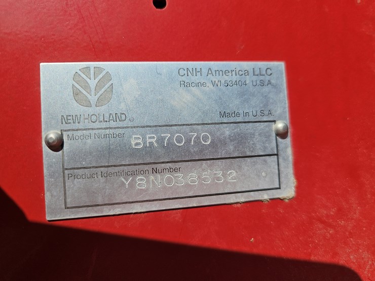 2008-new-holland-br7070-image-11