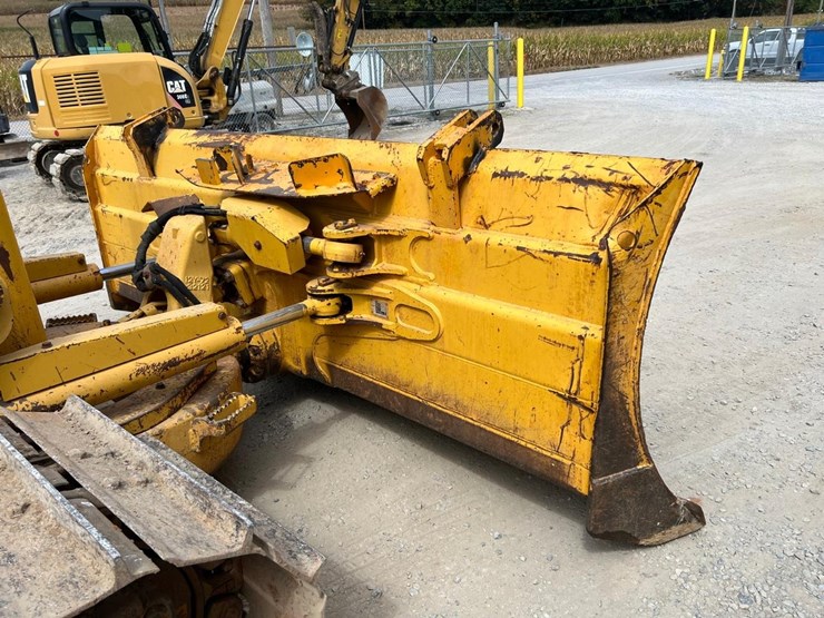 2017-komatsu-d51px-24-image-26