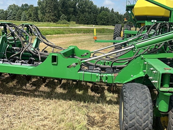 john-deere-1890-image-19