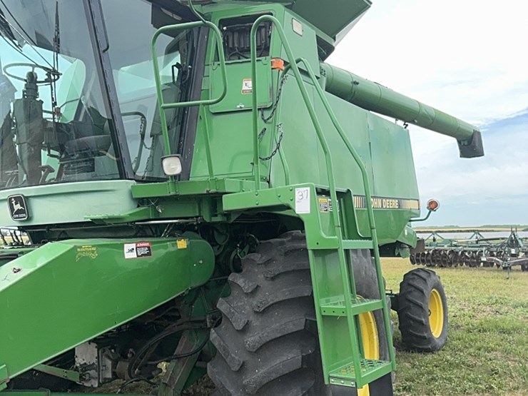 1995-john-deere-9600-image-17