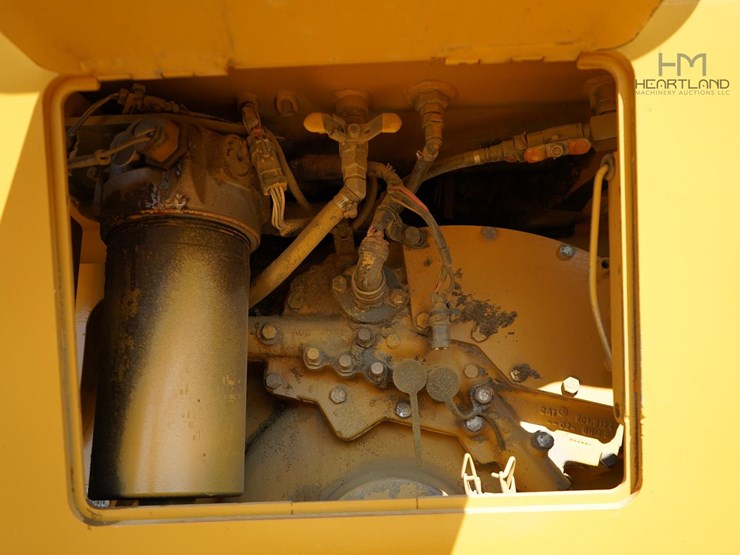 2007-caterpillar-d6n-lgp-image-41