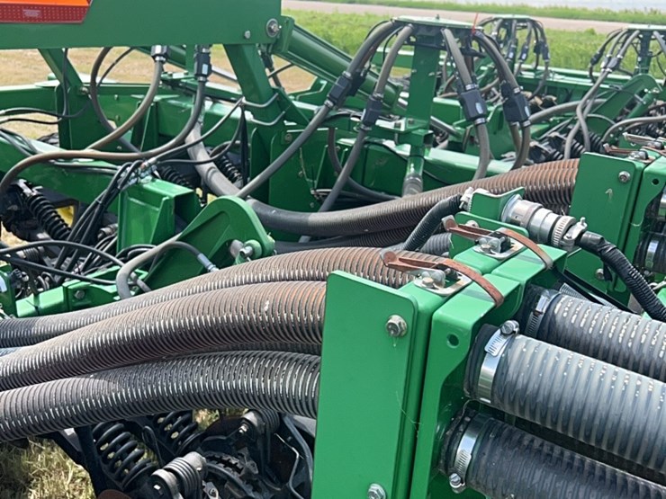 john-deere-1890-image-90